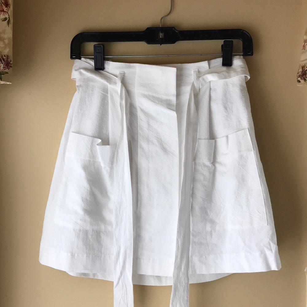 High waisted cinched skirt